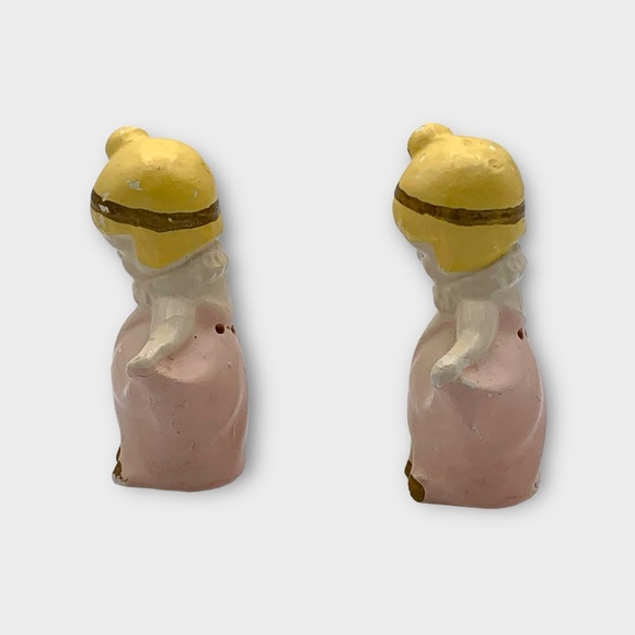 Antique 1920s Art Deco Chalkware  Flapper Girls Salt and Pepper Shakers - Picture 6 of 14